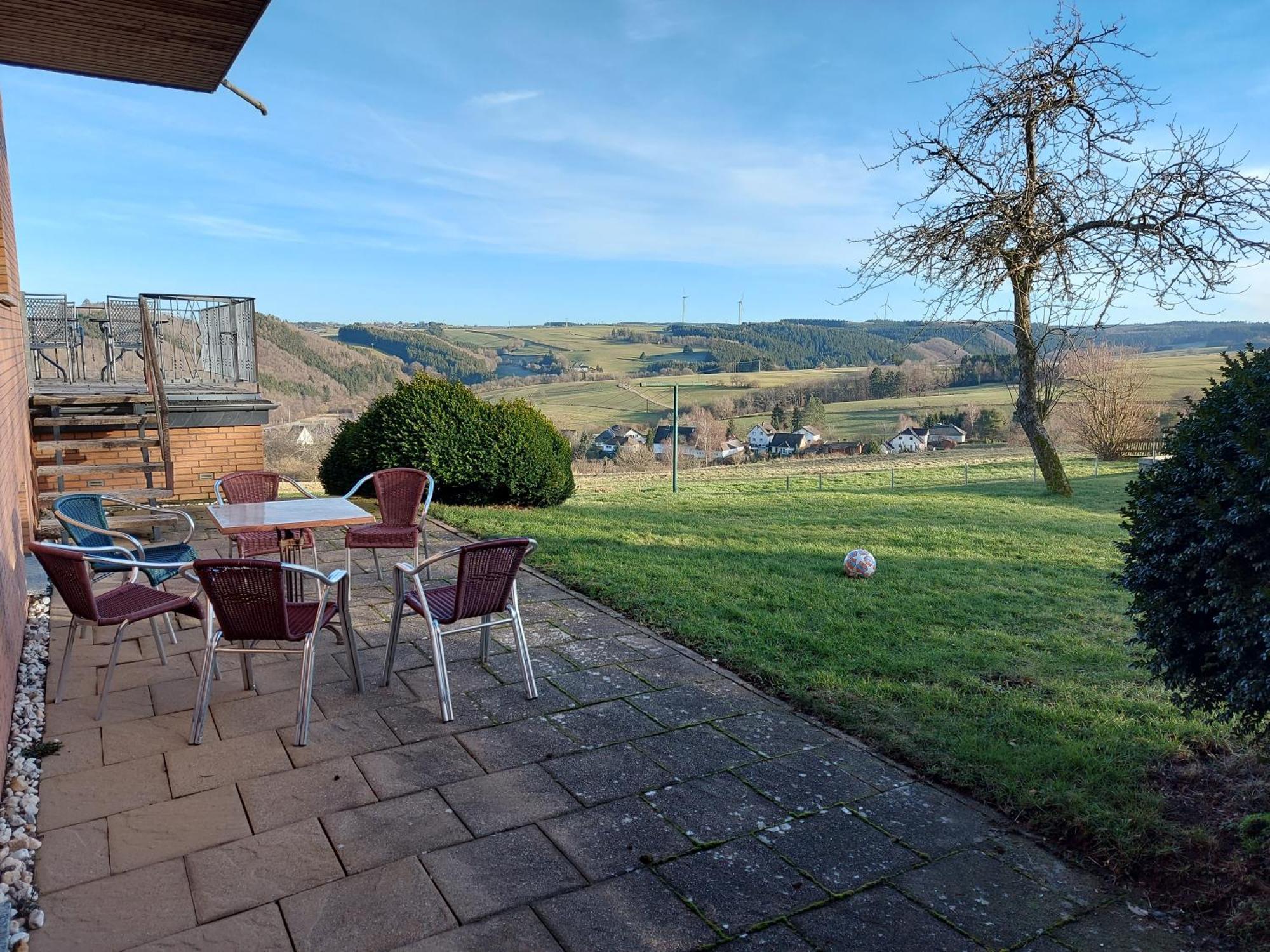 Ferienhaus Hescheld With Private Jacuzzi Хелентал Екстериор снимка