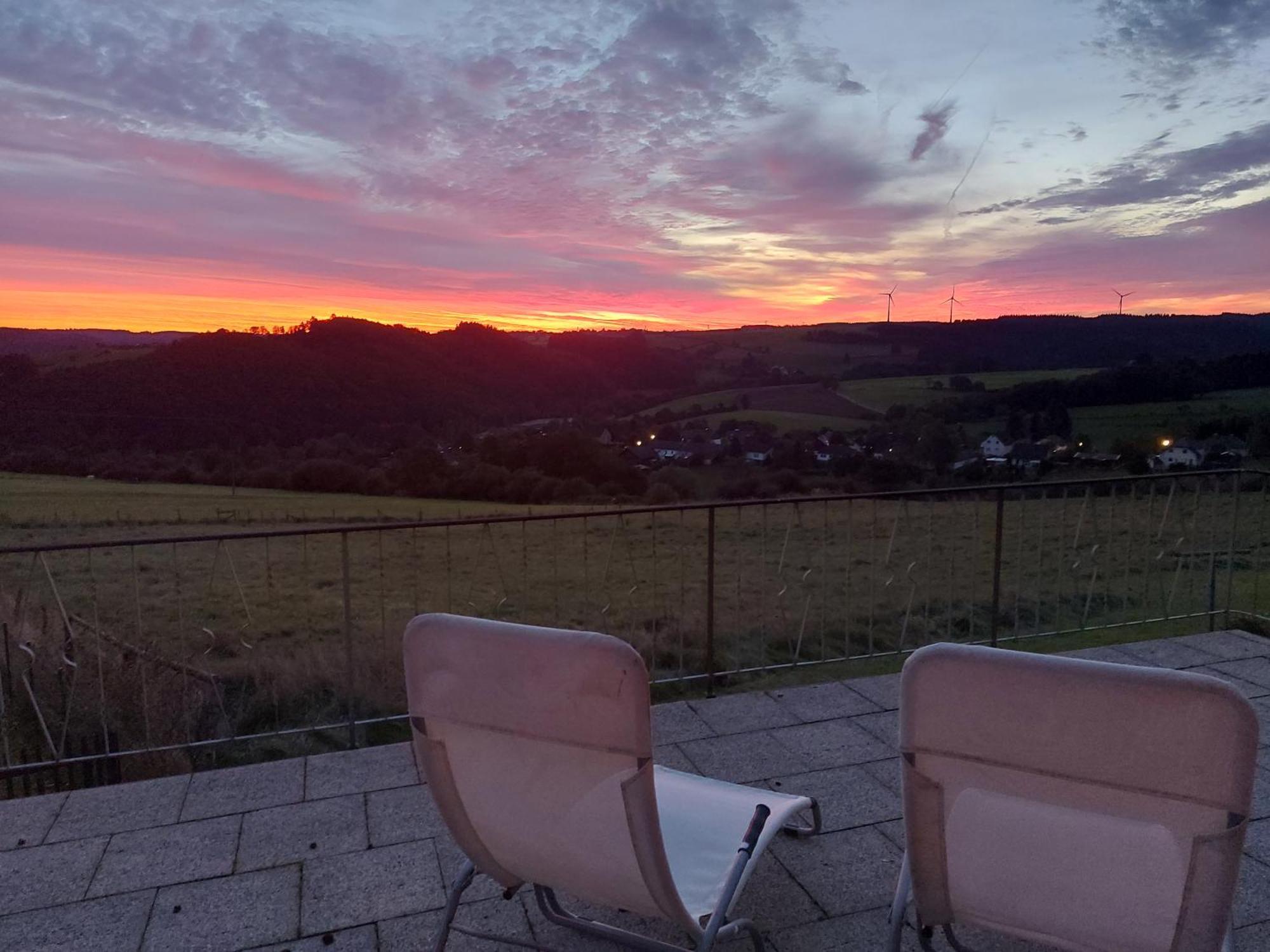 Ferienhaus Hescheld With Private Jacuzzi Хелентал Екстериор снимка